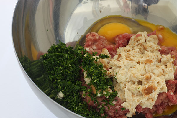 04-unire-ingredienti-nella-terrina